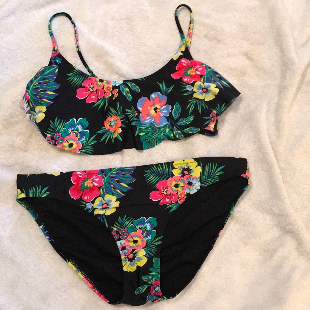 Bathing suit